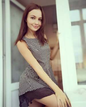 Jenny Cutey nude 2