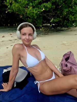 Jenny Cutey nude 7
