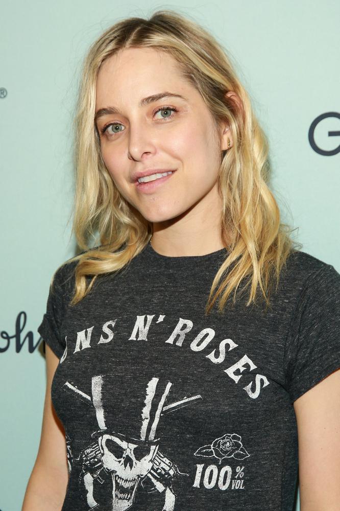Jenny Mollen nude 8