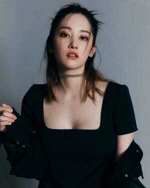 Jeon Jong-seo nude 12