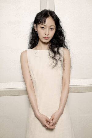 Jeon So-nee nude 3