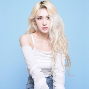 Jeon Somi nude 5