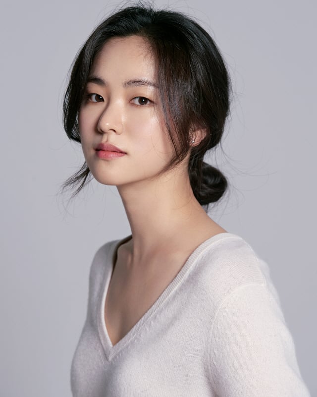 Jeon Yeo-been nude 4
