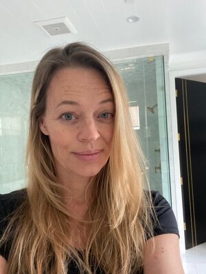 Jeri Lynn Ryan nude 12