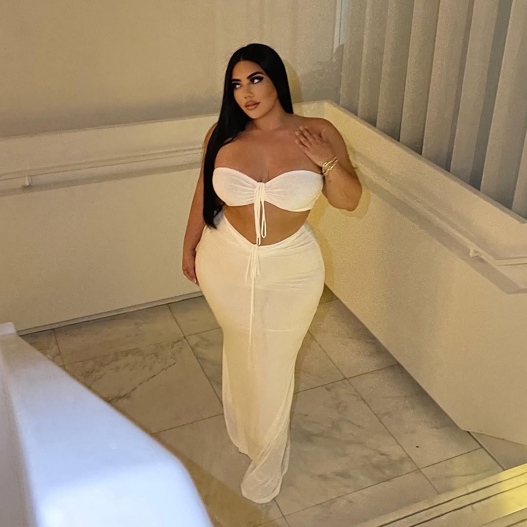 Jesenia Perez nude 12