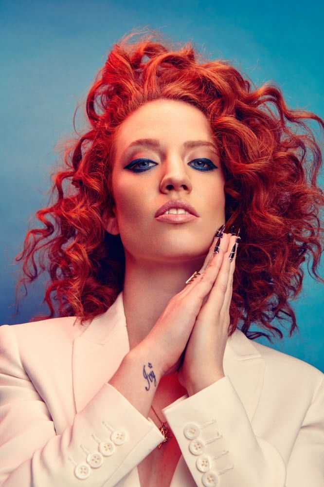 Jess Glynne nude 8