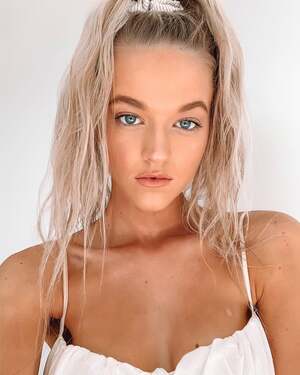Jess Norbury nude 6