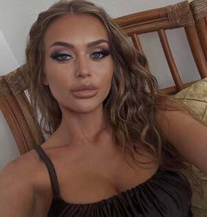 Jessica Ehghol nude 7