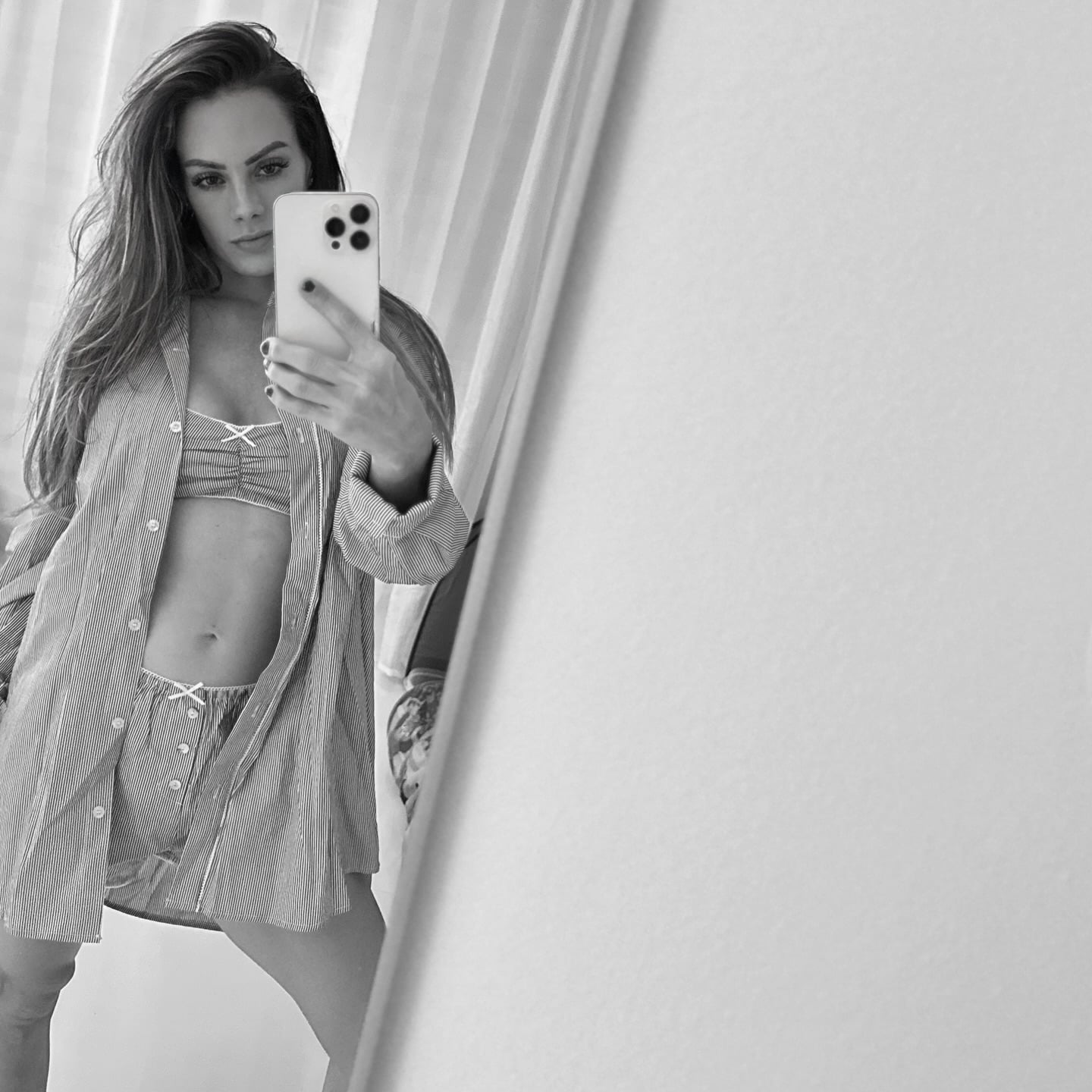 Jessica Renee nude 11