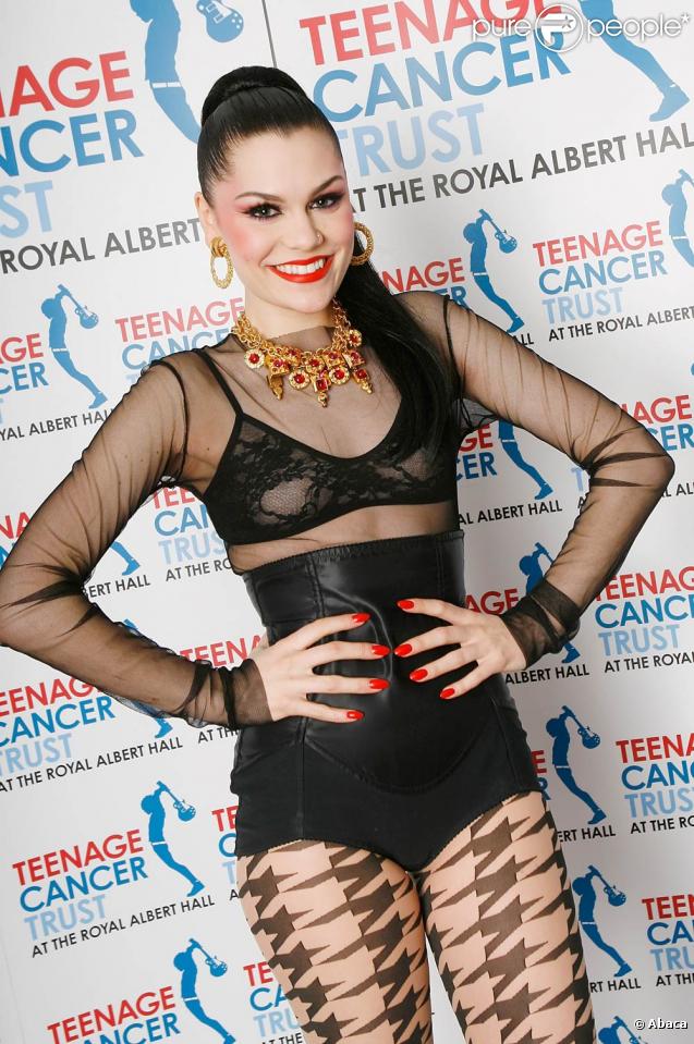 Jessie J. nude 9