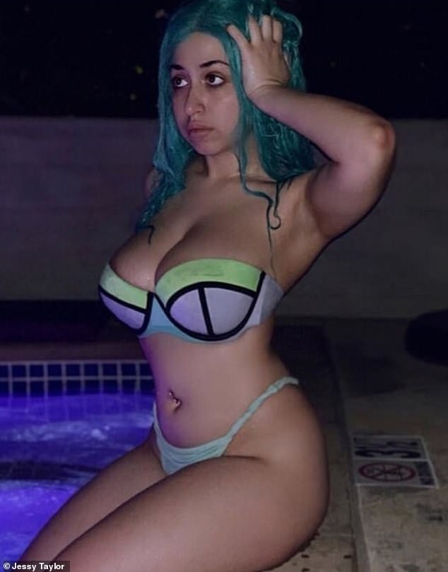 Jessy Taylor nude 9