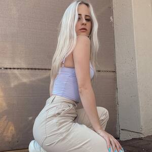 Jezelle Catherine nude 5