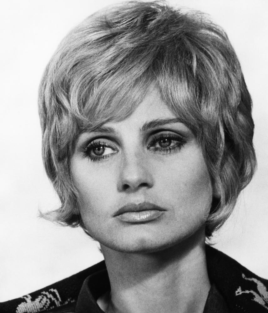 Jill Ireland nude 6