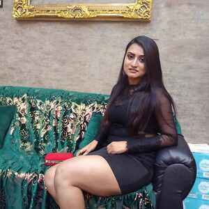 Jills Mohan nude 10