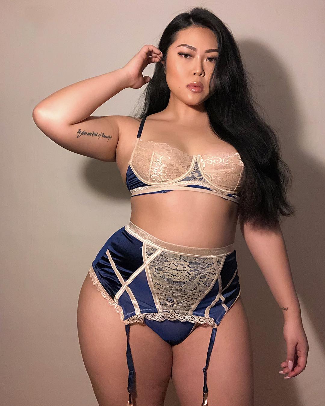 Jin Baek nude 12