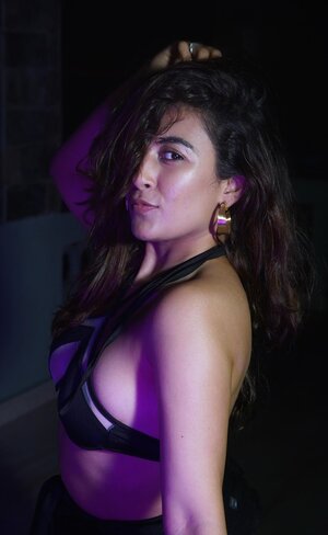 Jinal Joshi nude 9
