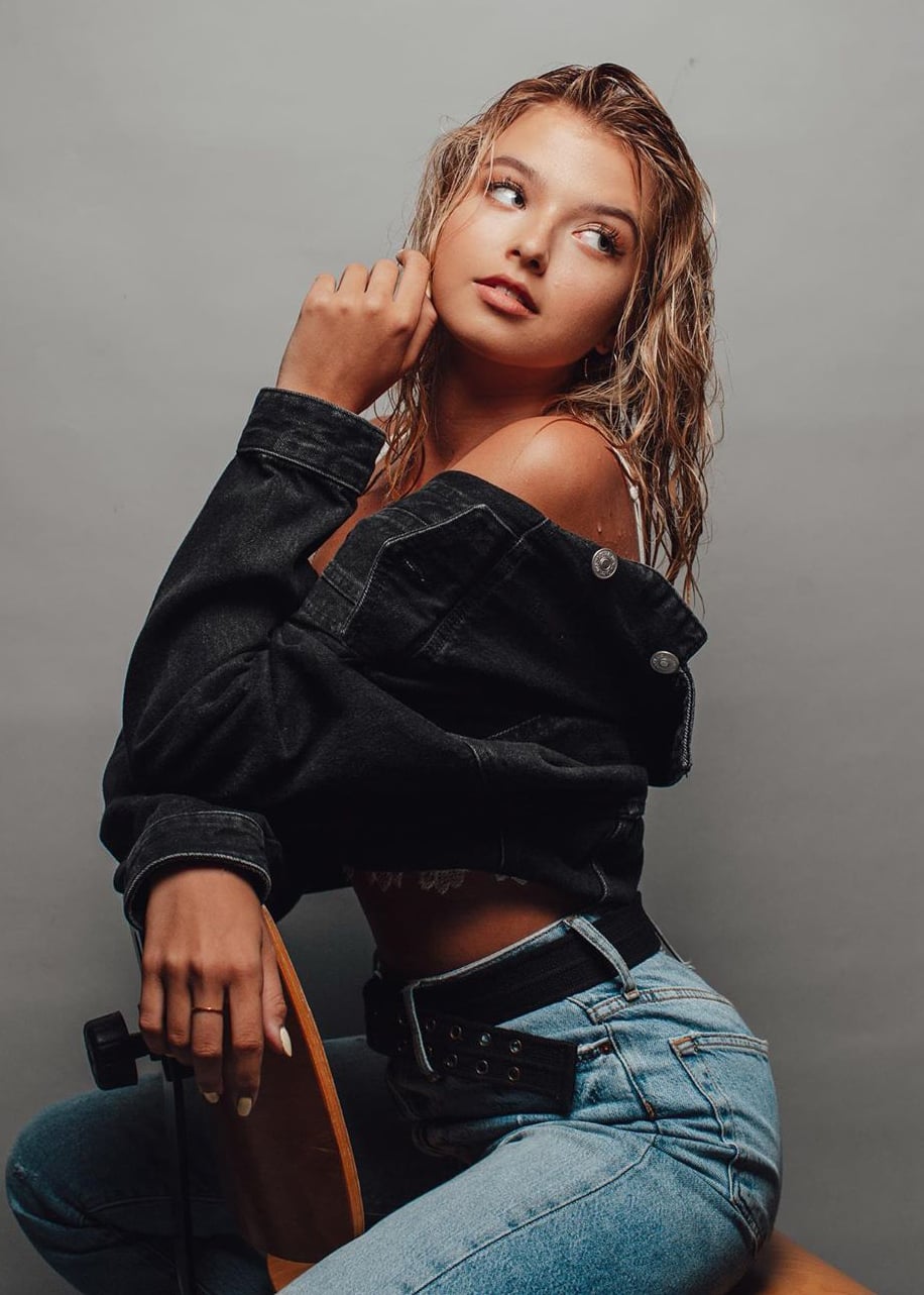 Joalin Loukamaa nude 2