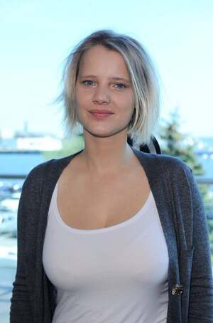 Joanna Kulig nude 5