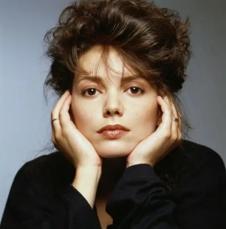 Joanne Whalley nude 10