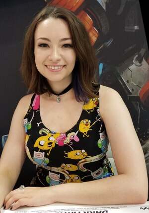 Jodelle Ferland nude 5