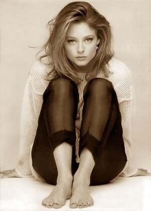 Jodie Foster nude 6