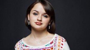 Joey King nude 7