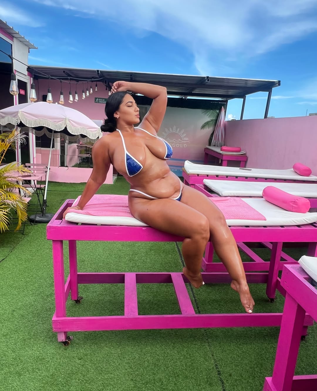 Johanny Valentina nude 12