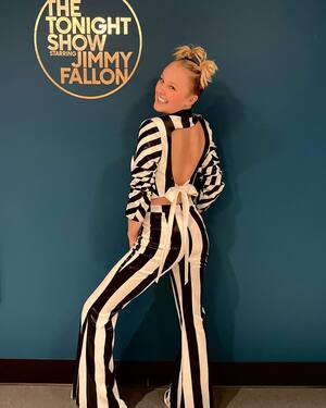 JoJo Siwa nude 2