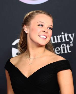 JoJo Siwa nude 5