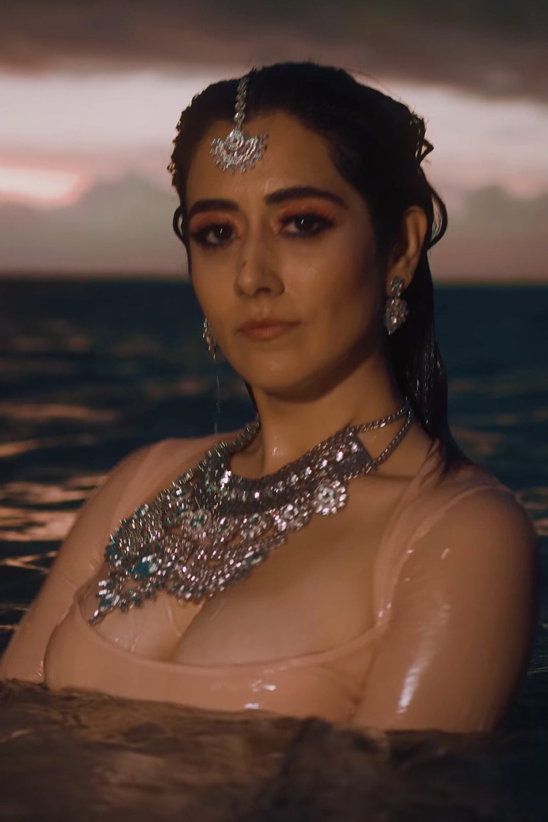 Jonita Gandhi nude 9
