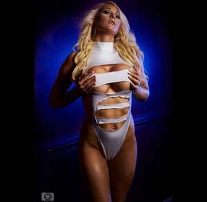 Jordan Miranda nude 3