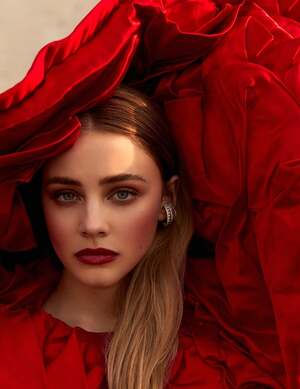 Josephine Langford nude 8