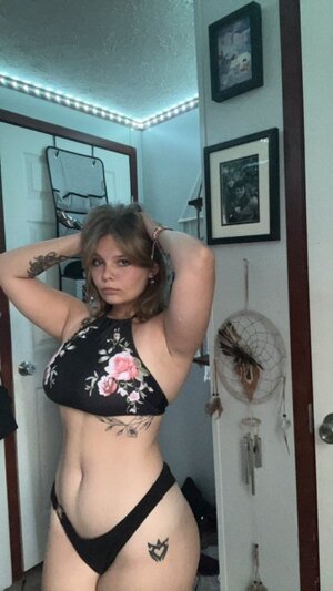 Jubbilix nude 3