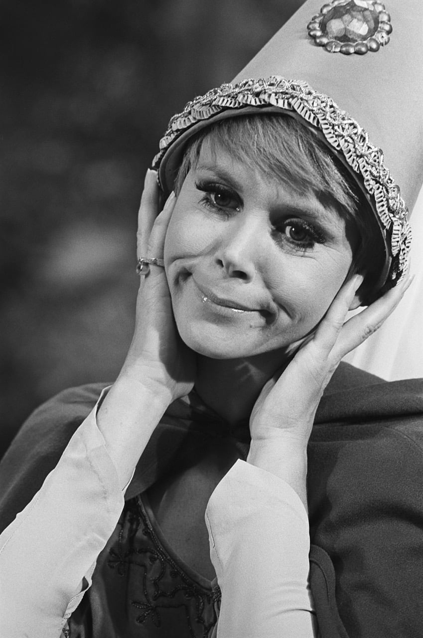 Judy Carne nude 7