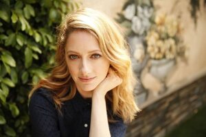 Judy Greer nude 6