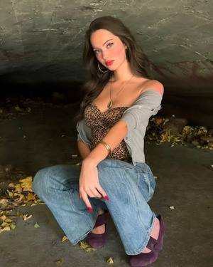 Julia Brown nude 3