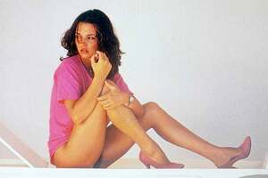 Julia Perrein nude 11
