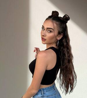 Julia Rodriguez nude 9