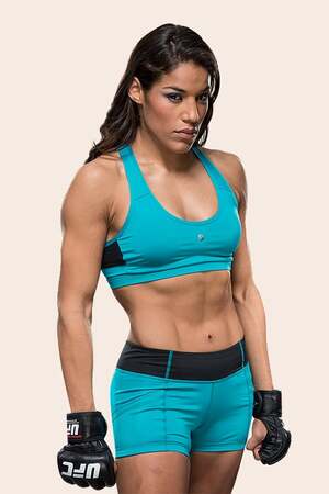Juliana Pena
