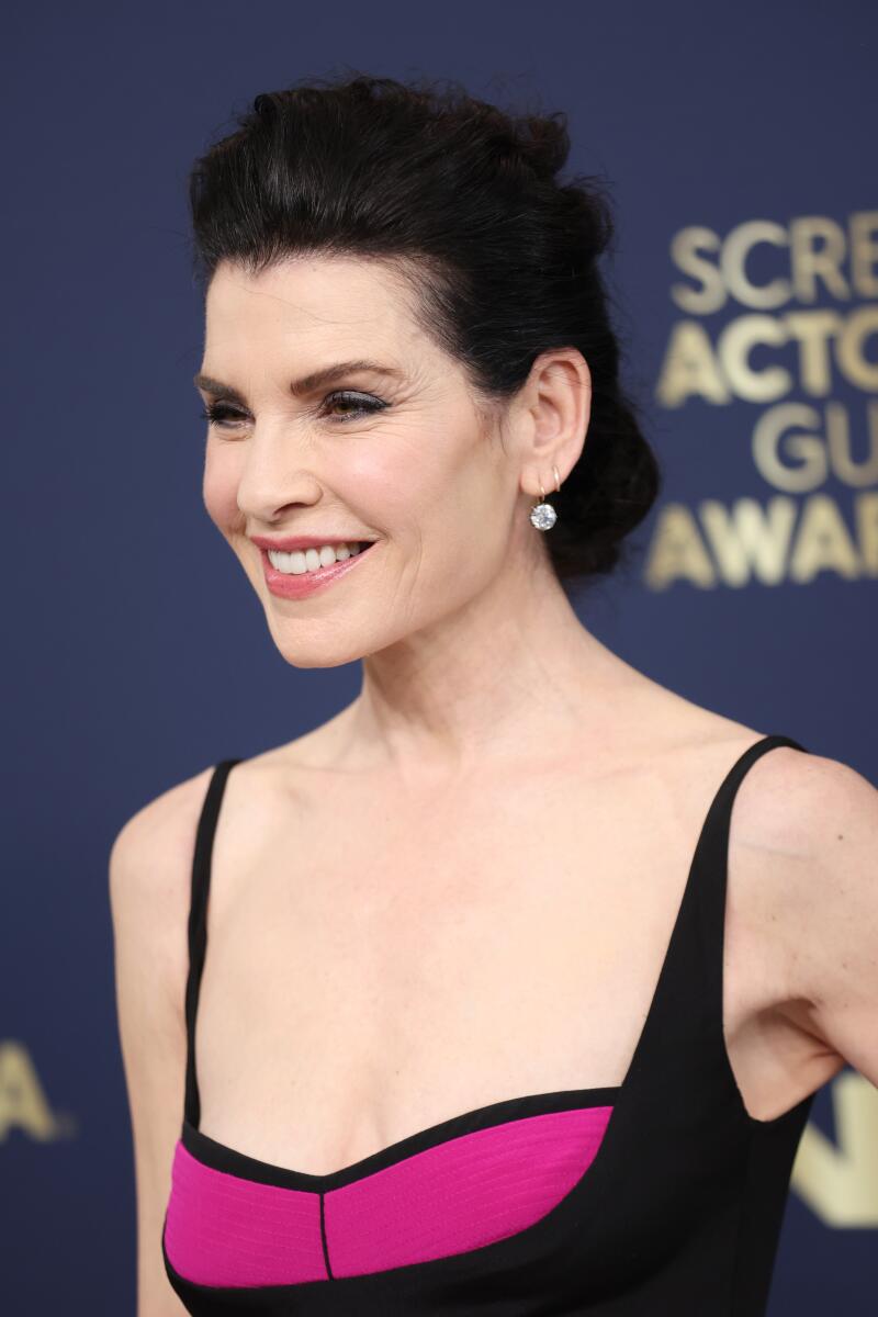 Julianna Margulies nude 12