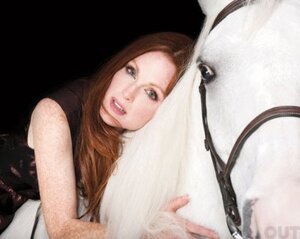 Julianne Moore nude 5