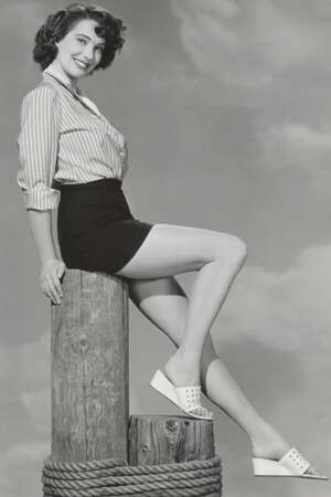 Julie Adams nude 4