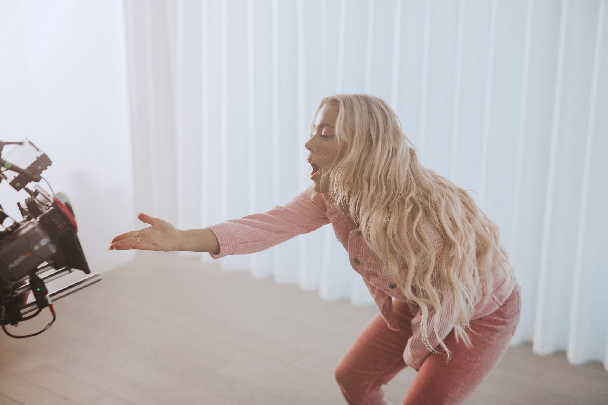 Julie Bergan nude 10