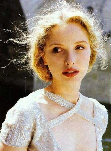 Julie Delpy nude 11