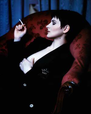 Juliette Binoche nude 11