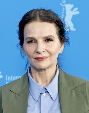 Juliette Binoche nude 6
