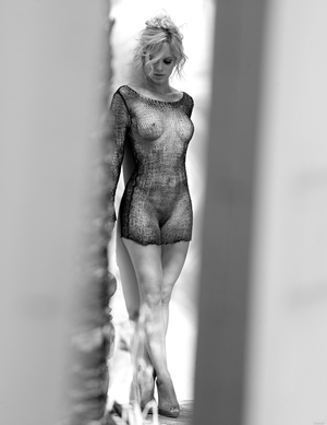 Juliette Menke nude 12