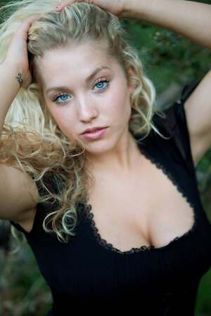 Justine Parker nude 12