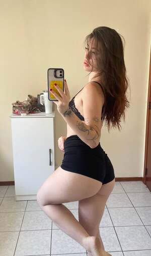 Kaiani Santos nude 3