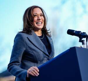Kamala Harris nude 10